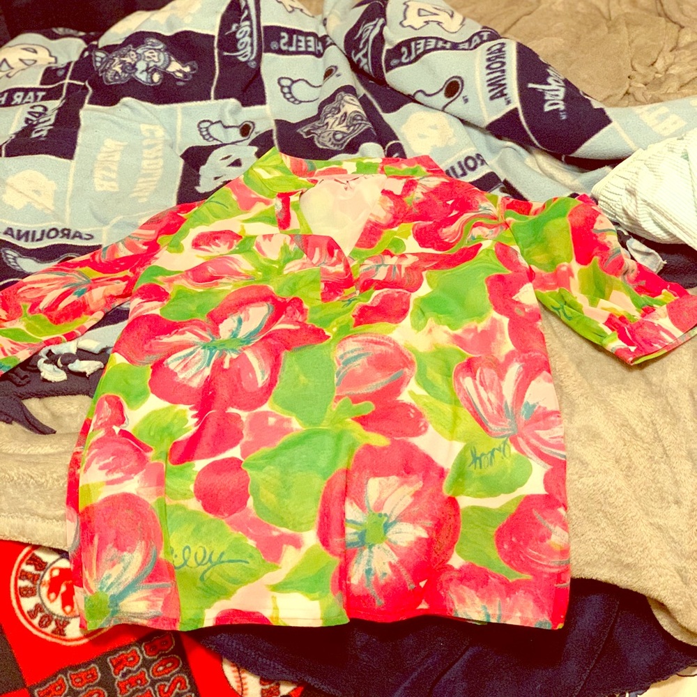 Lilly Pulitzer NWOT/EEUC Size 8 Top